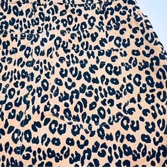 Le Lis Leopard Print Corduroy Mini Skirt Size Small Tan Statement Classic NEW - Picture 9 of 15